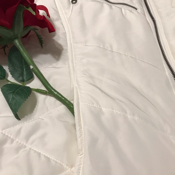 New Direction White Vest W/ Brown PL - Picture 2 of 5